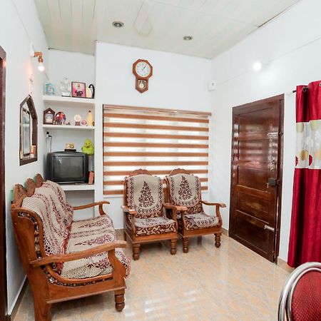 Koonamparayil Home Stay Munnar Anaviratty-Family Only Εξωτερικό φωτογραφία