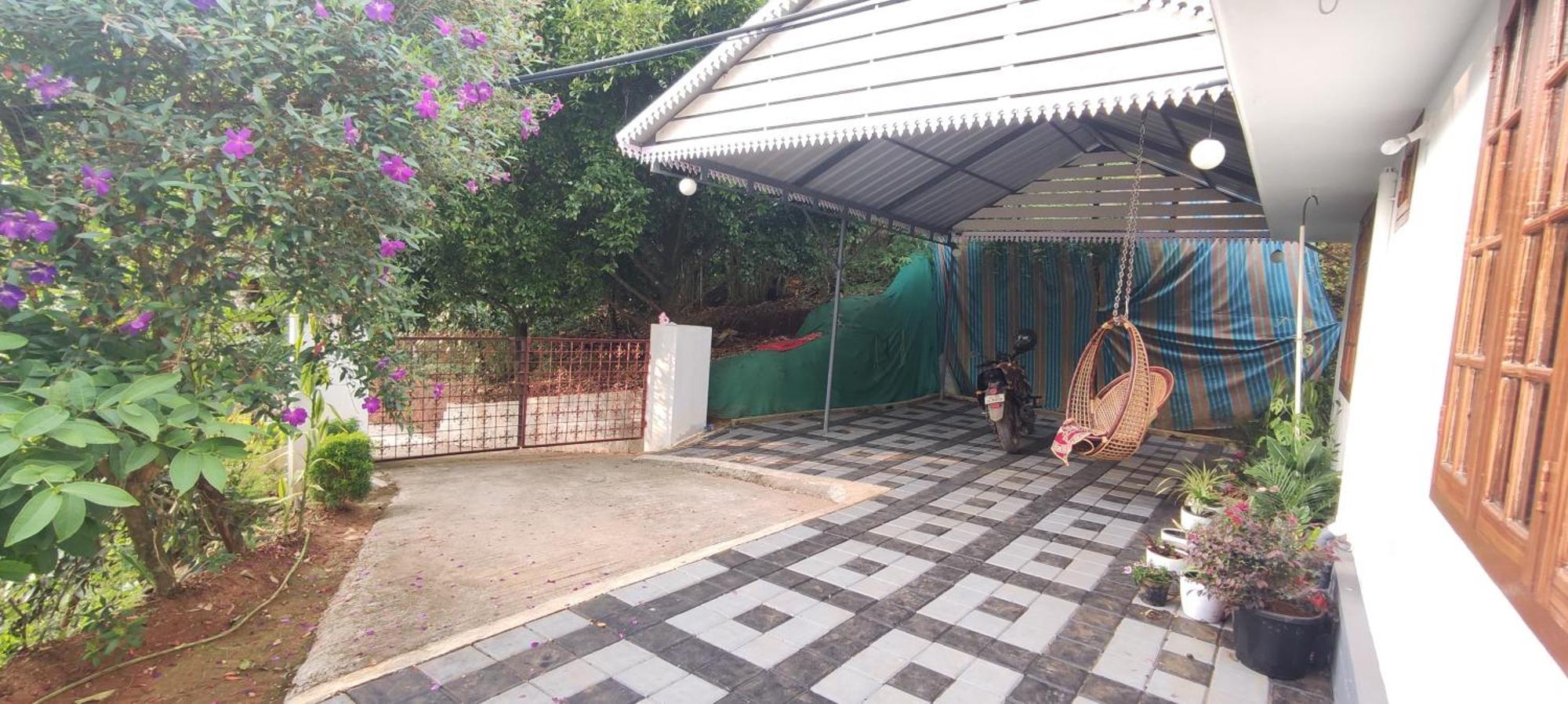Koonamparayil Home Stay Munnar Anaviratty-Family Only Εξωτερικό φωτογραφία