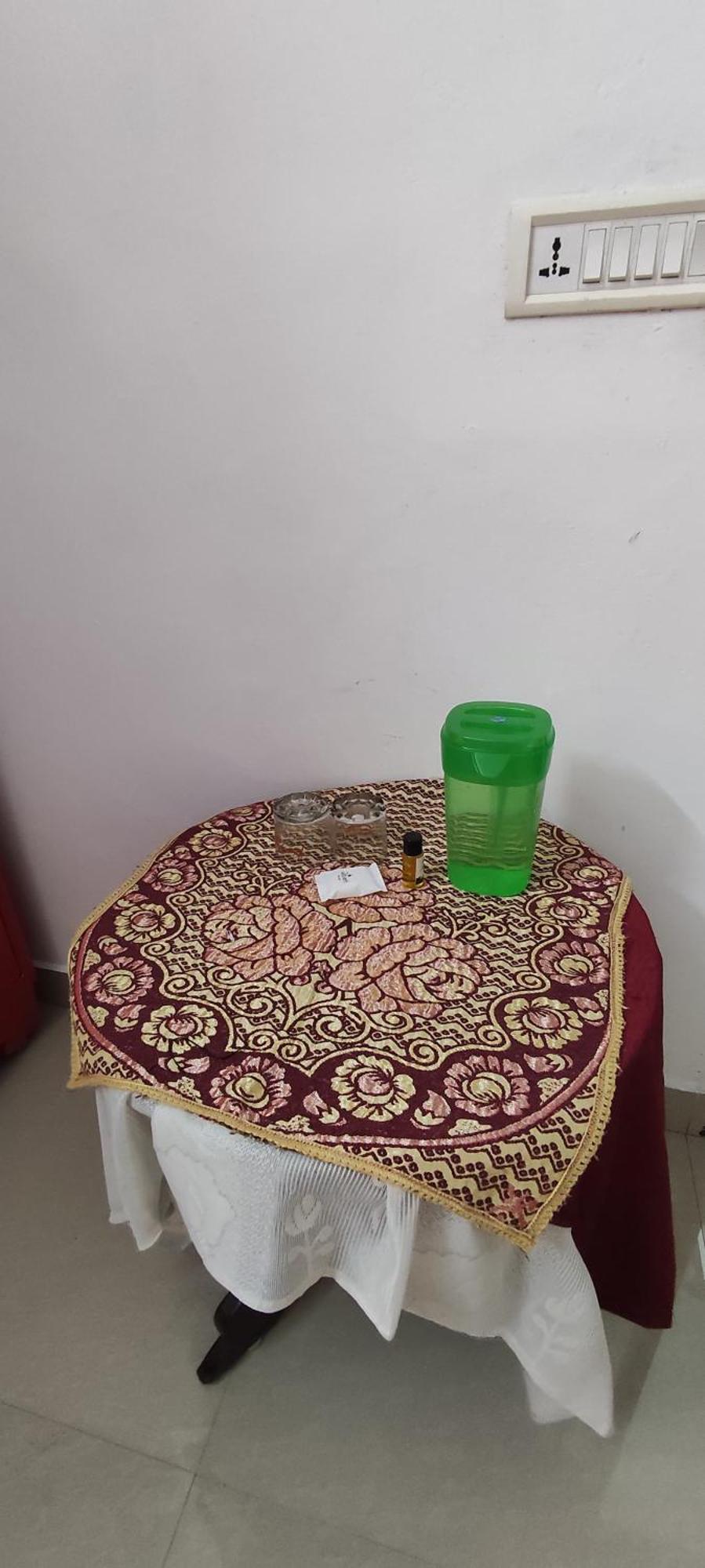 Koonamparayil Home Stay Munnar Anaviratty-Family Only Εξωτερικό φωτογραφία