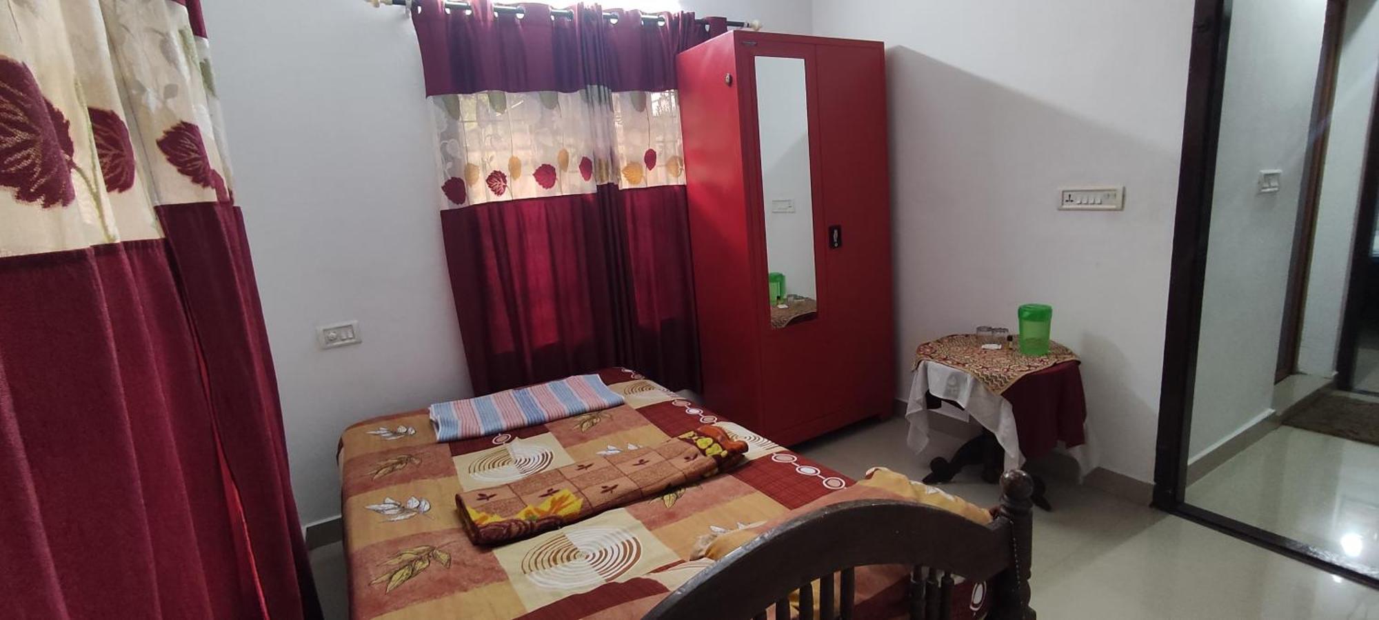 Koonamparayil Home Stay Munnar Anaviratty-Family Only Εξωτερικό φωτογραφία