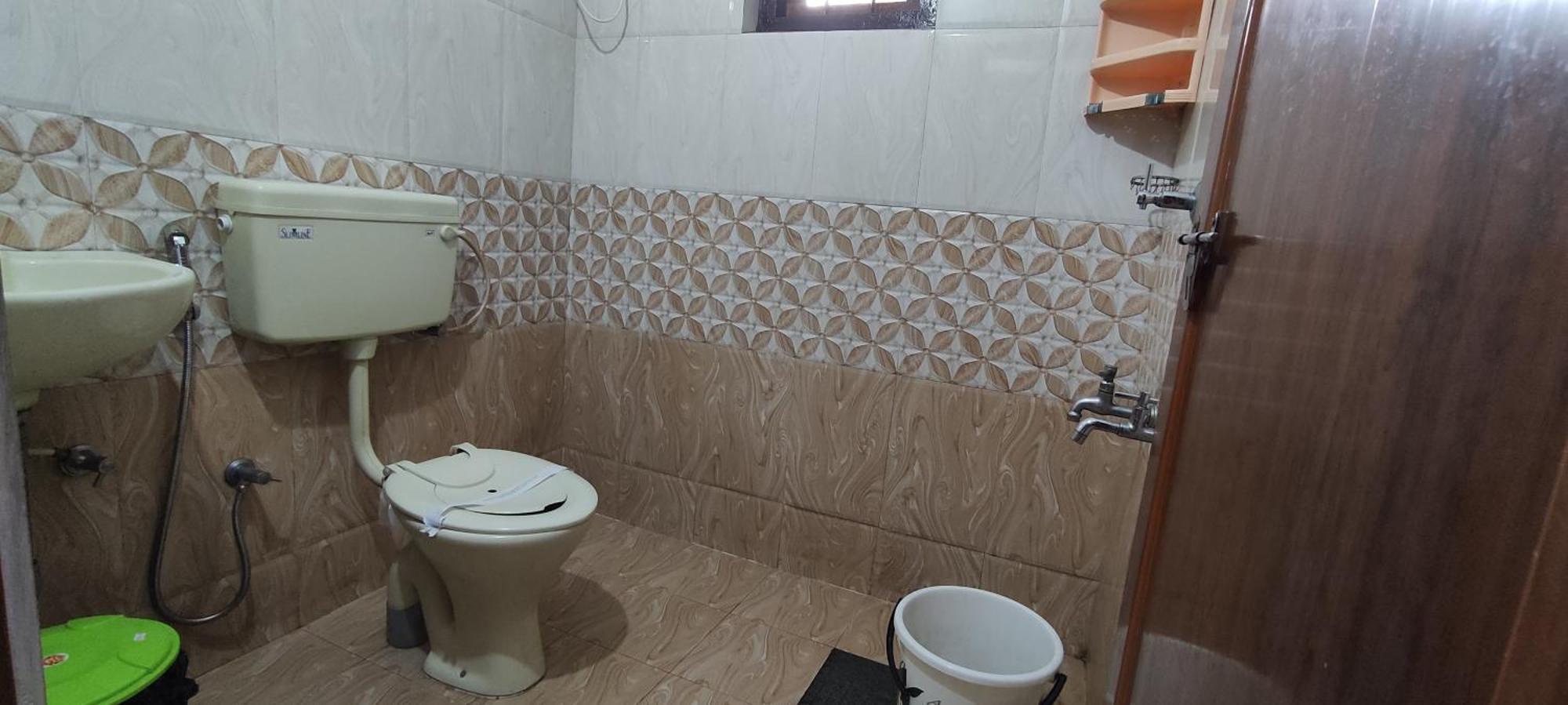 Koonamparayil Home Stay Munnar Anaviratty-Family Only Εξωτερικό φωτογραφία